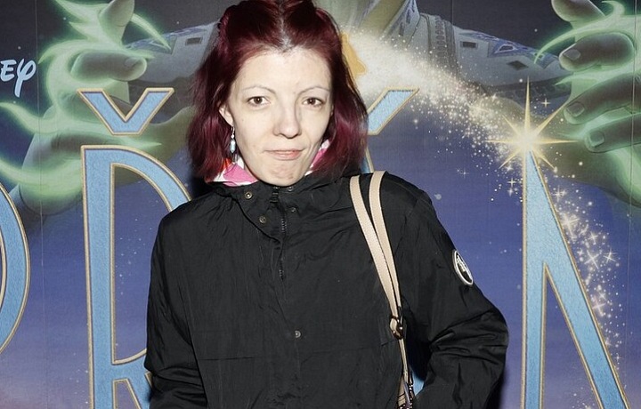 Shopaholic Adel na premiéře filmu
