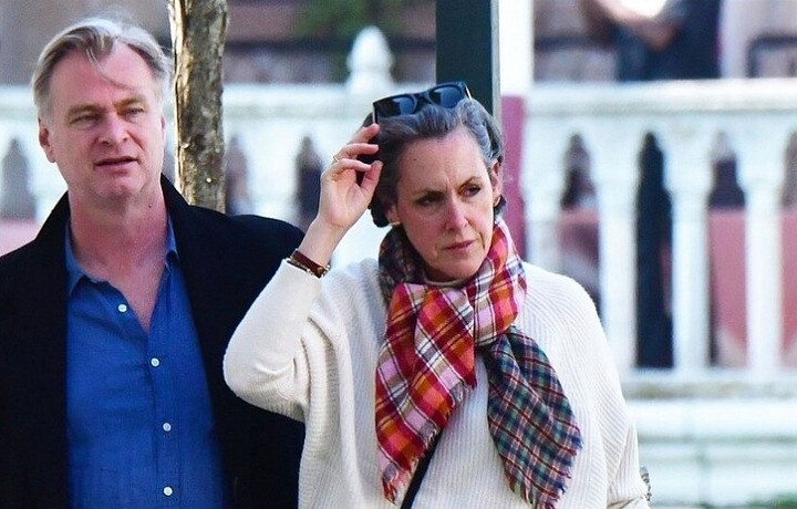 Hvězdný pár na procházce v Benátkách