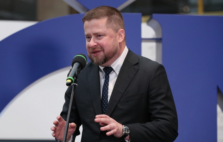Michla varoval na tiskové konferenci před přílišným optimismem, strašákem zůstává hlavně inflace