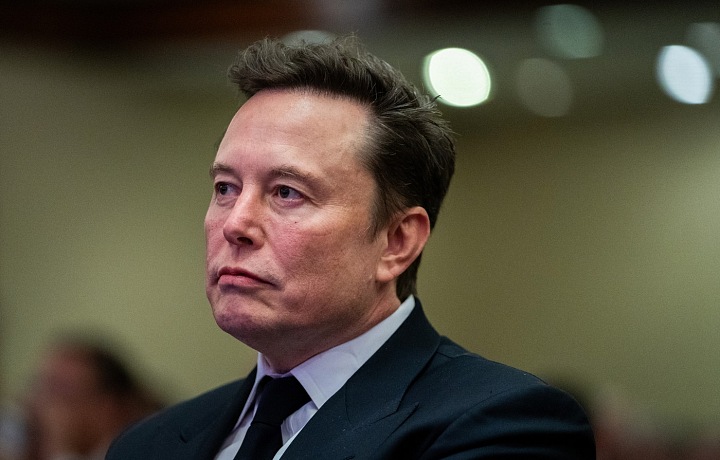Elon Musk je oblíbeným kandidátem na identitu tvůrce bitcoinu