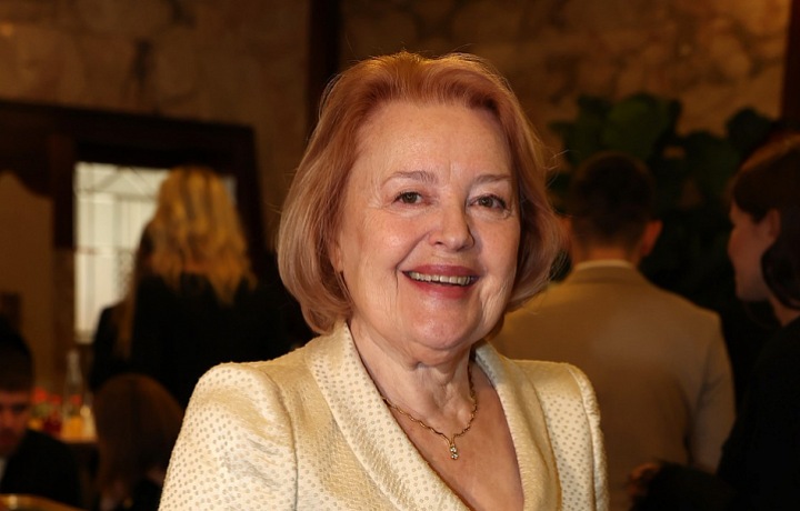 Magda Vášáryová