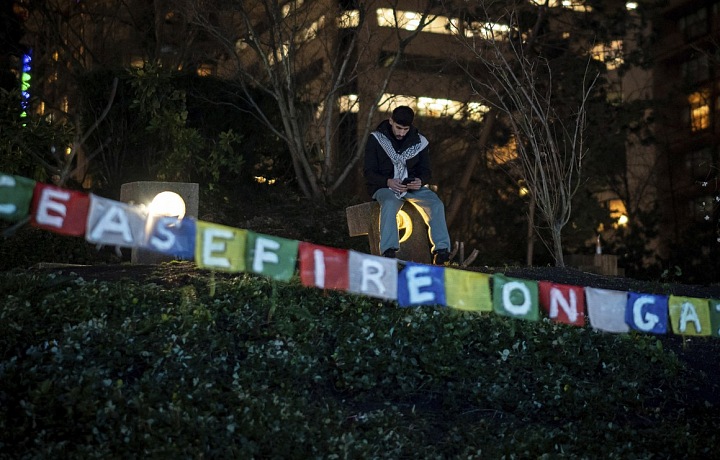 Příměří oslavují obě strany