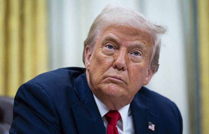 První dny v úřadu přiměly některé Američany k vystěhování