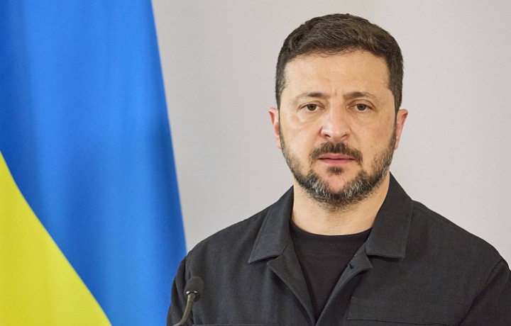 Volodymyr Zelenskyj se nehodlá vzdát oblasti, kterou v Doněcku jeho armáda kontroluje