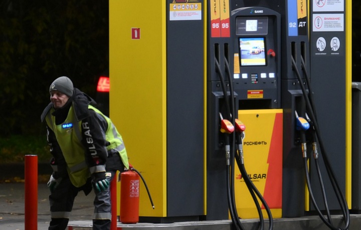 Ruský ropný průmysl čekají těžké časy