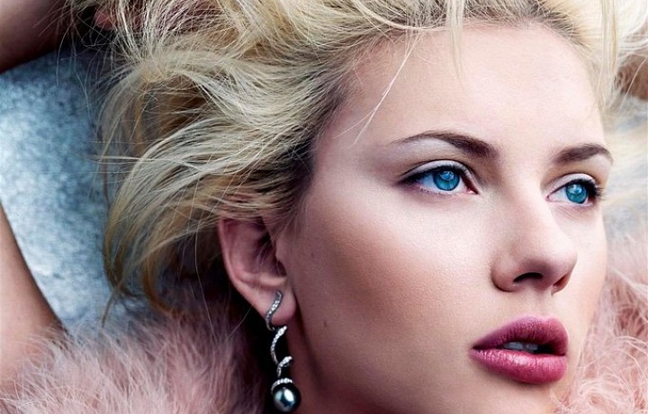 Americká herečka Scarlett Johanssonová má nejen luxusní tělo, ale i hlas.