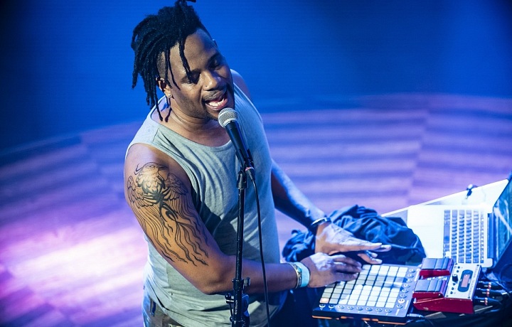 Open Mike Eagle v Lucerna Music Bar