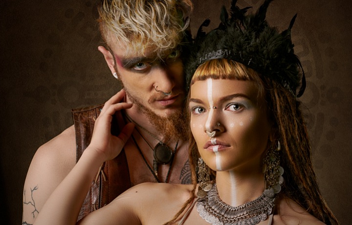 Vikingské lodě, dobové oblečení, ale i krvavý rituál